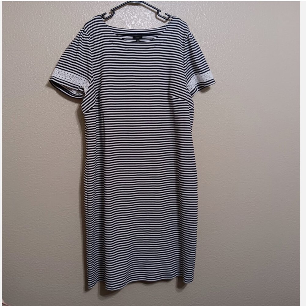 talbots striped dress with crochet trim - Picture 2 of 5